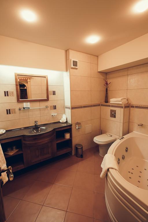 Denisa Boutique Hotel Poiana Brasov Phòng bức ảnh
