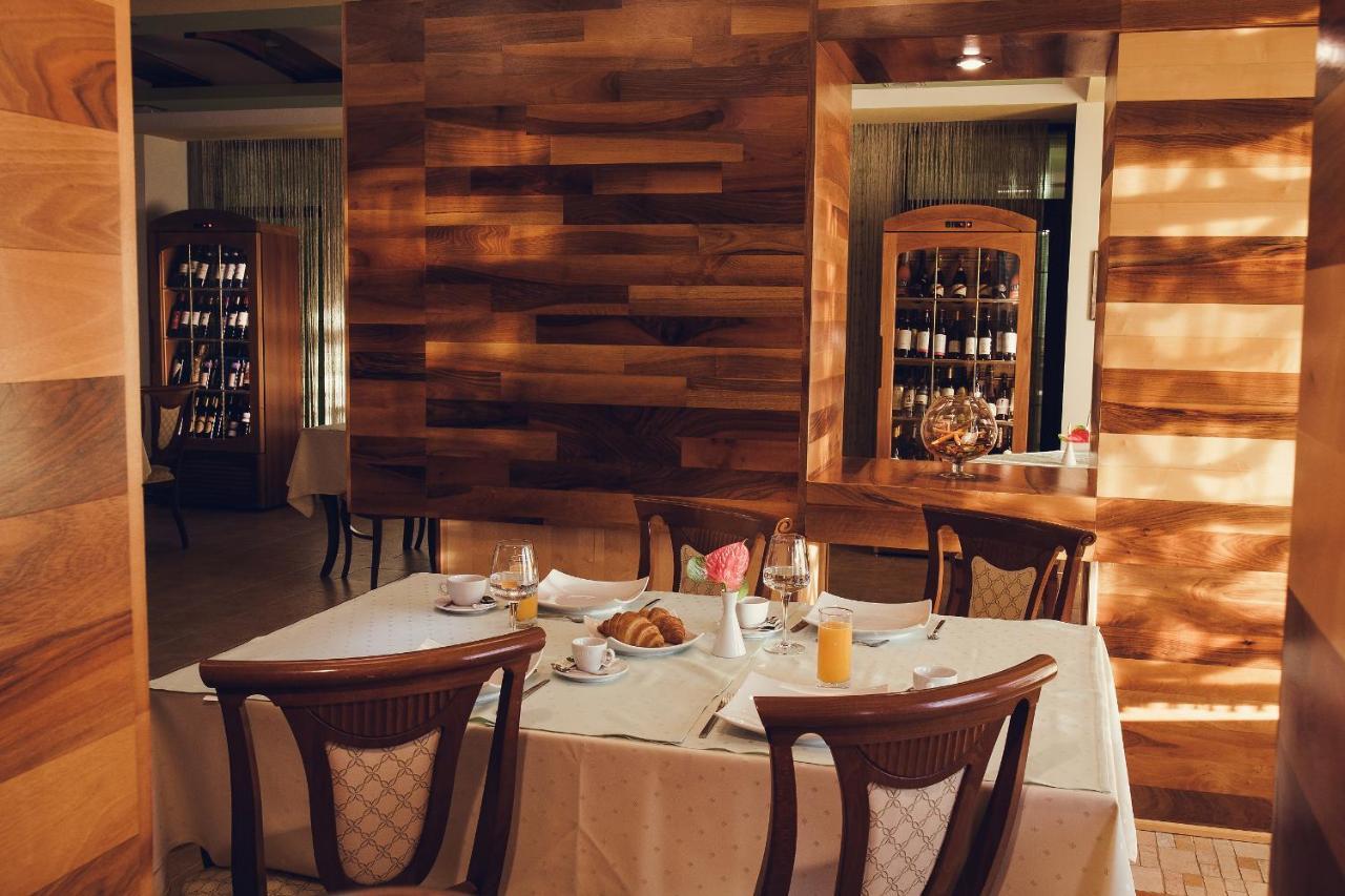 Denisa Boutique Hotel Poiana Brasov Ngoại thất bức ảnh