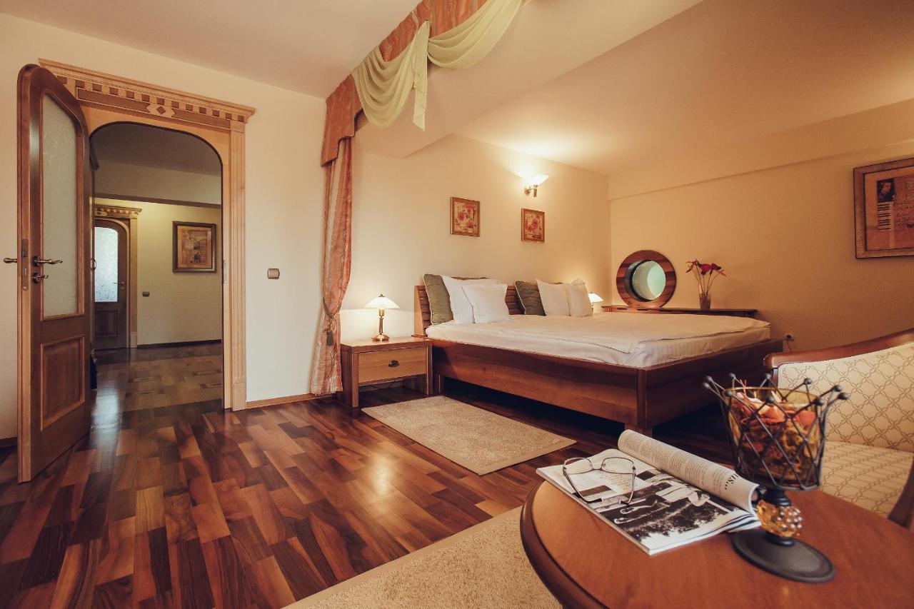 Denisa Boutique Hotel Poiana Brasov Ngoại thất bức ảnh